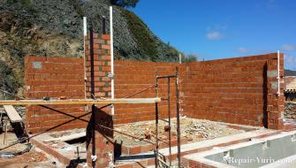 Gazebo junto a la piscina