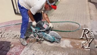 La instalación de la bomba para el bombeo del agua del garaje.Murcia.Reformas de hogar