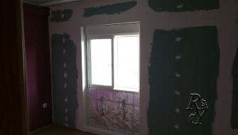 Insulated walls with plasterboard. Spain, Murcia, Mar Menor.