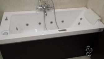 La reparación de dos cuartos de baño.Murcia.La Manga